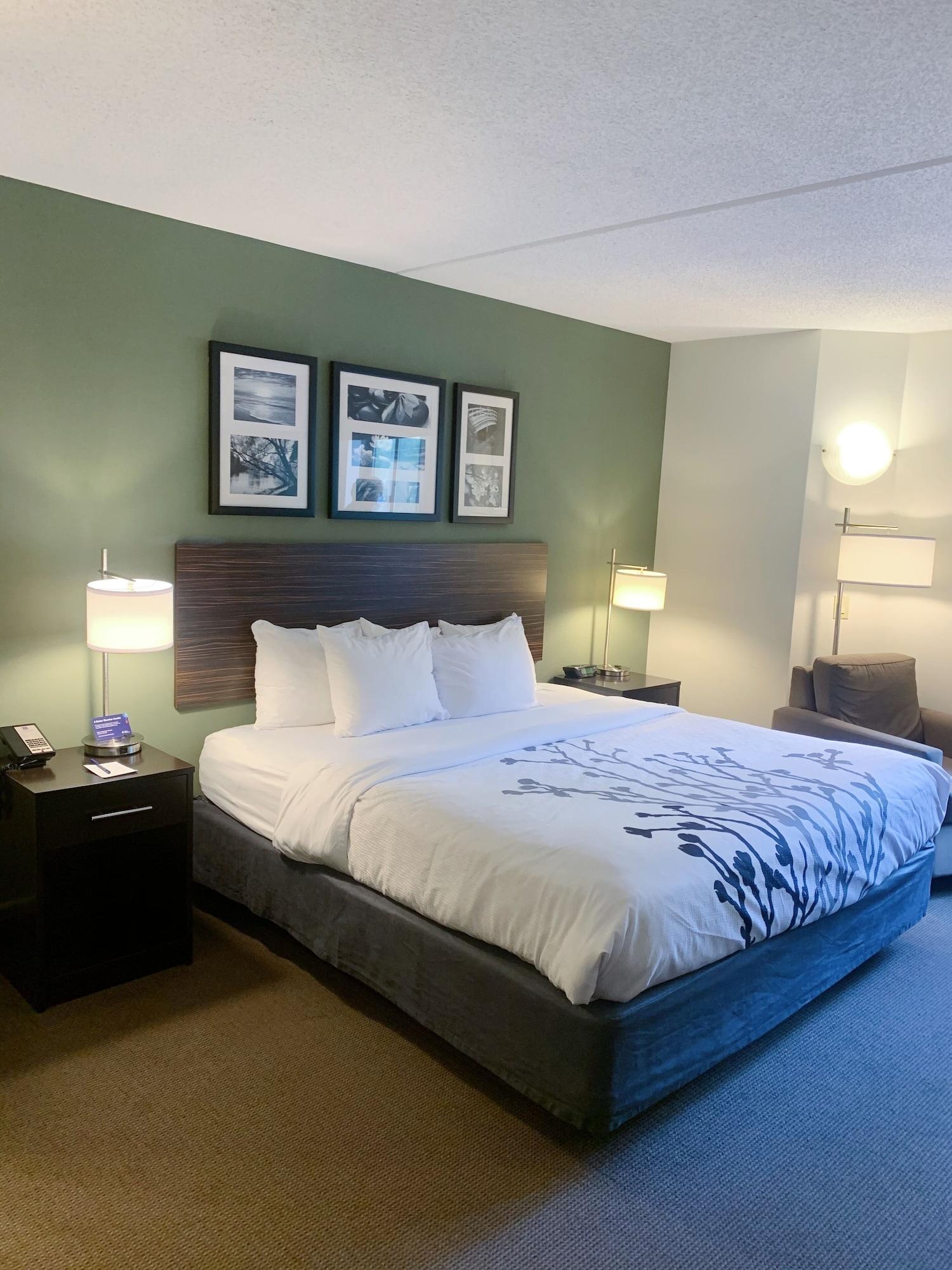 Sleep Inn & Suites Queensbury - Lake George Екстер'єр фото