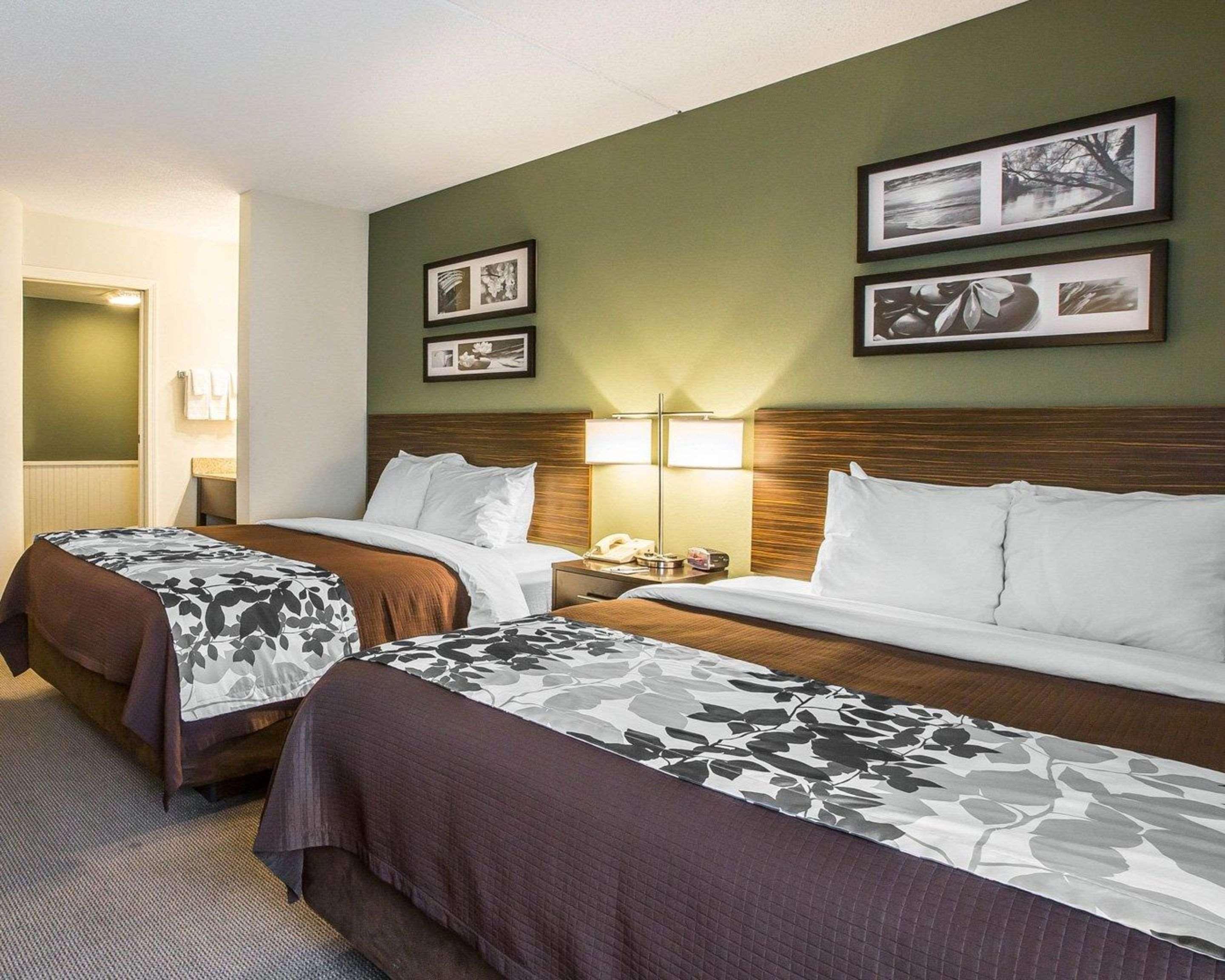 Sleep Inn & Suites Queensbury - Lake George Екстер'єр фото