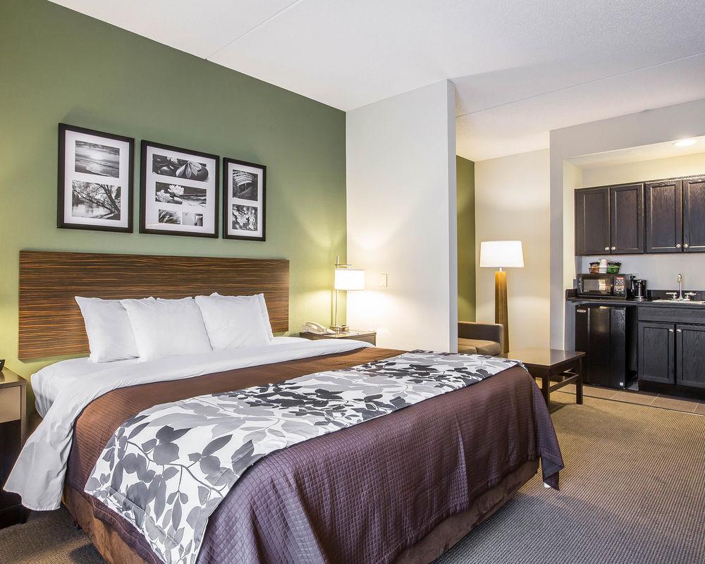 Sleep Inn & Suites Queensbury - Lake George Екстер'єр фото