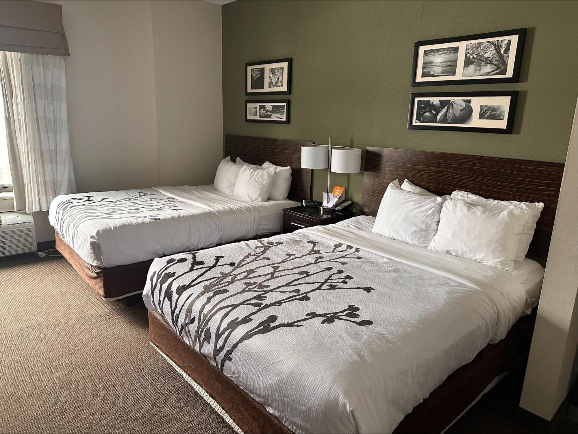 Sleep Inn & Suites Queensbury - Lake George Екстер'єр фото