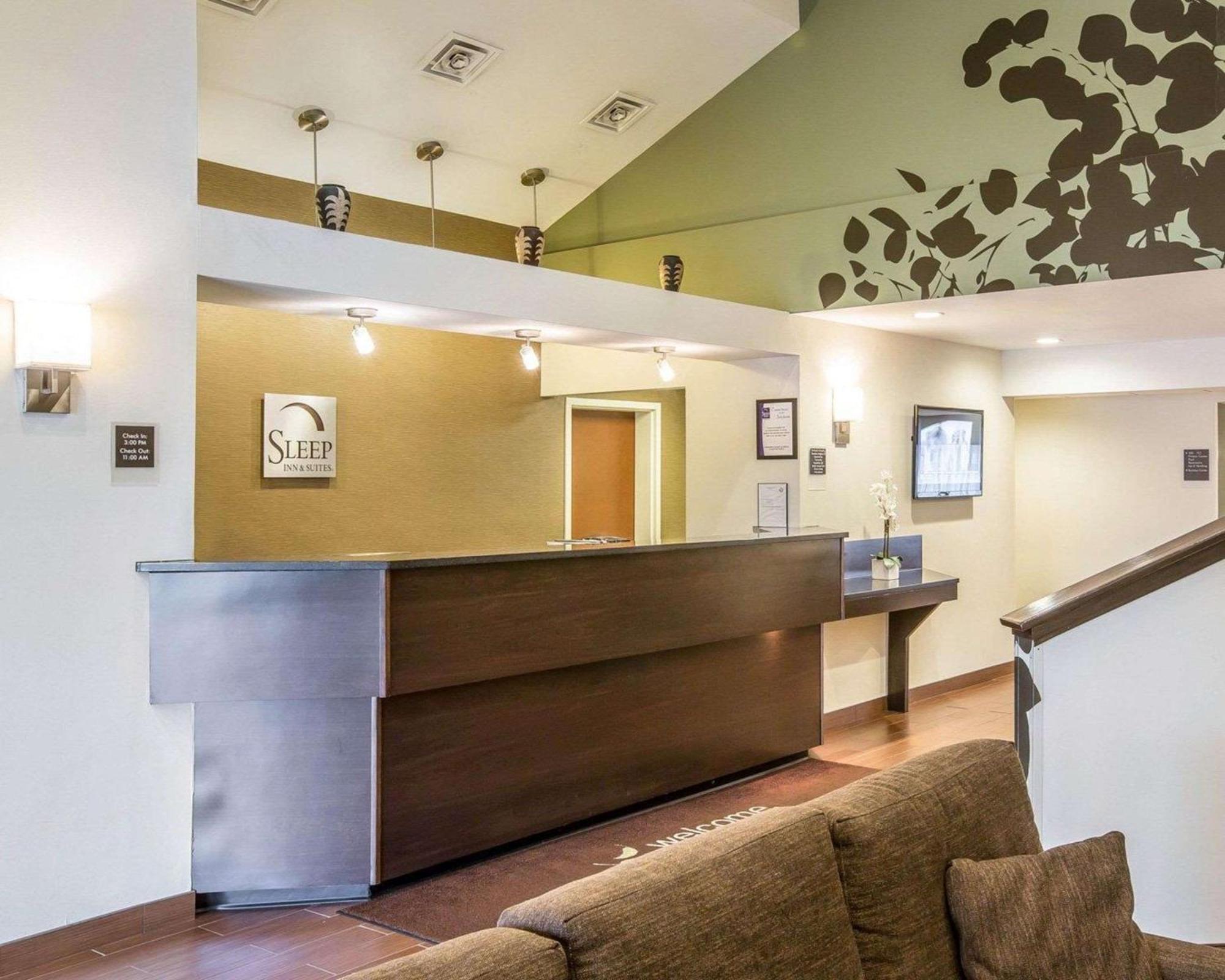 Sleep Inn & Suites Queensbury - Lake George Екстер'єр фото