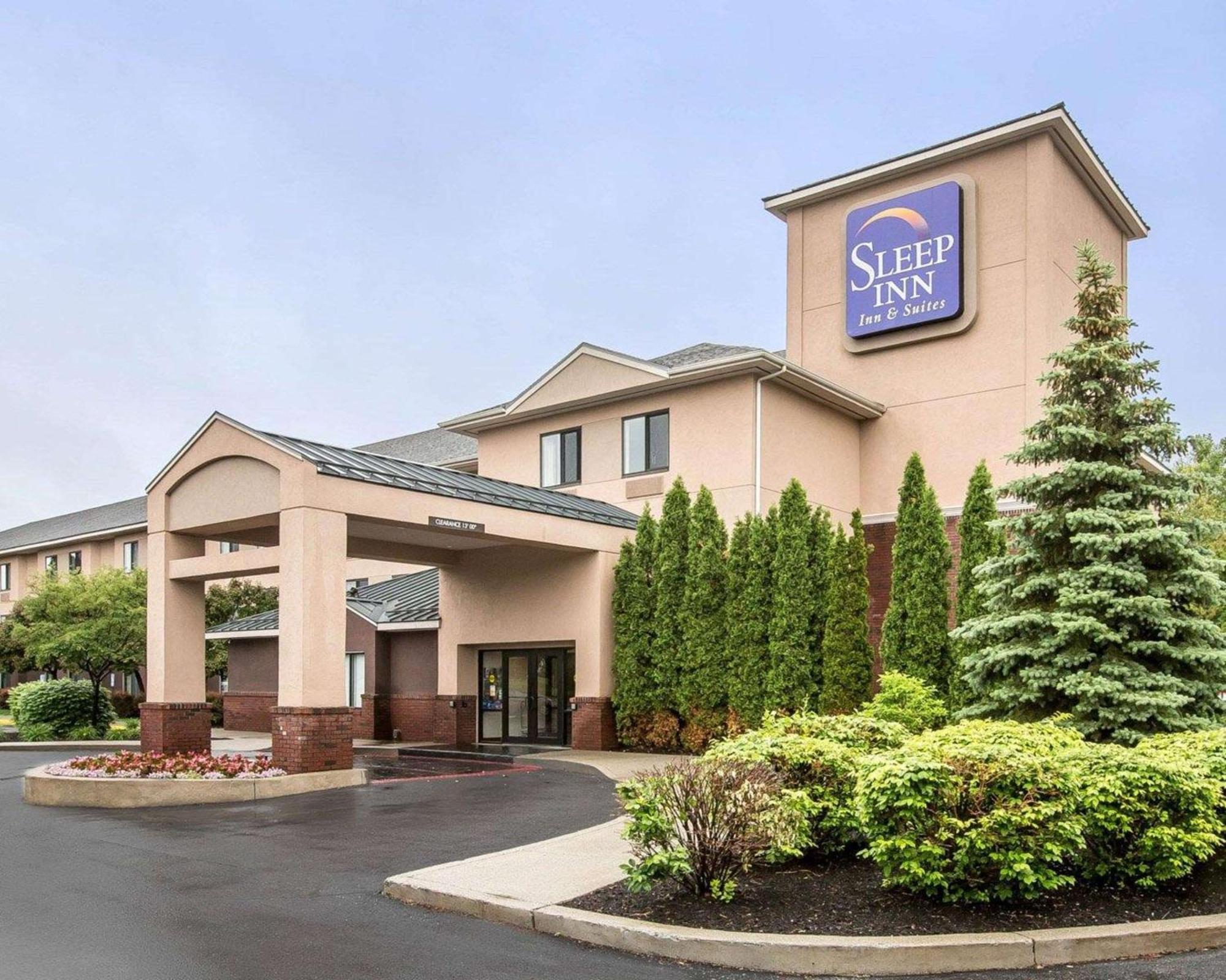 Sleep Inn & Suites Queensbury - Lake George Екстер'єр фото