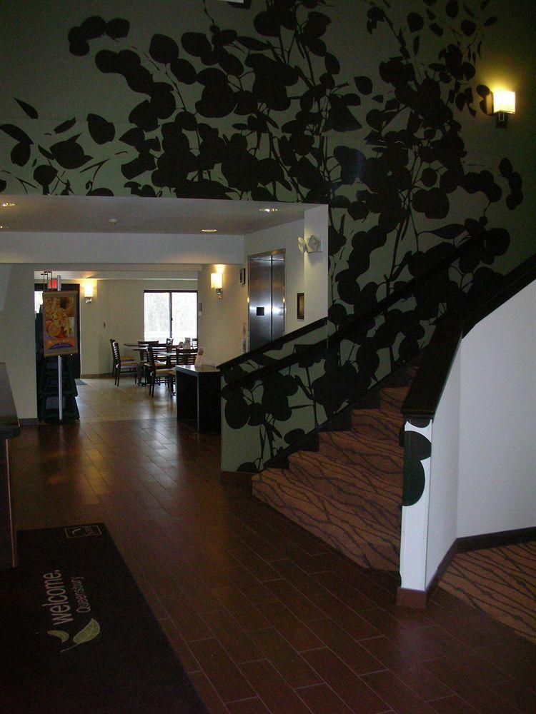 Sleep Inn & Suites Queensbury - Lake George Екстер'єр фото